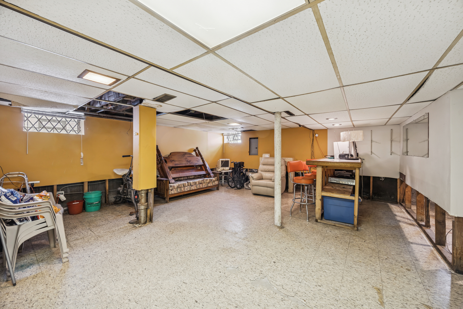 5240 West Gladys Avenue Chicago IL 60644