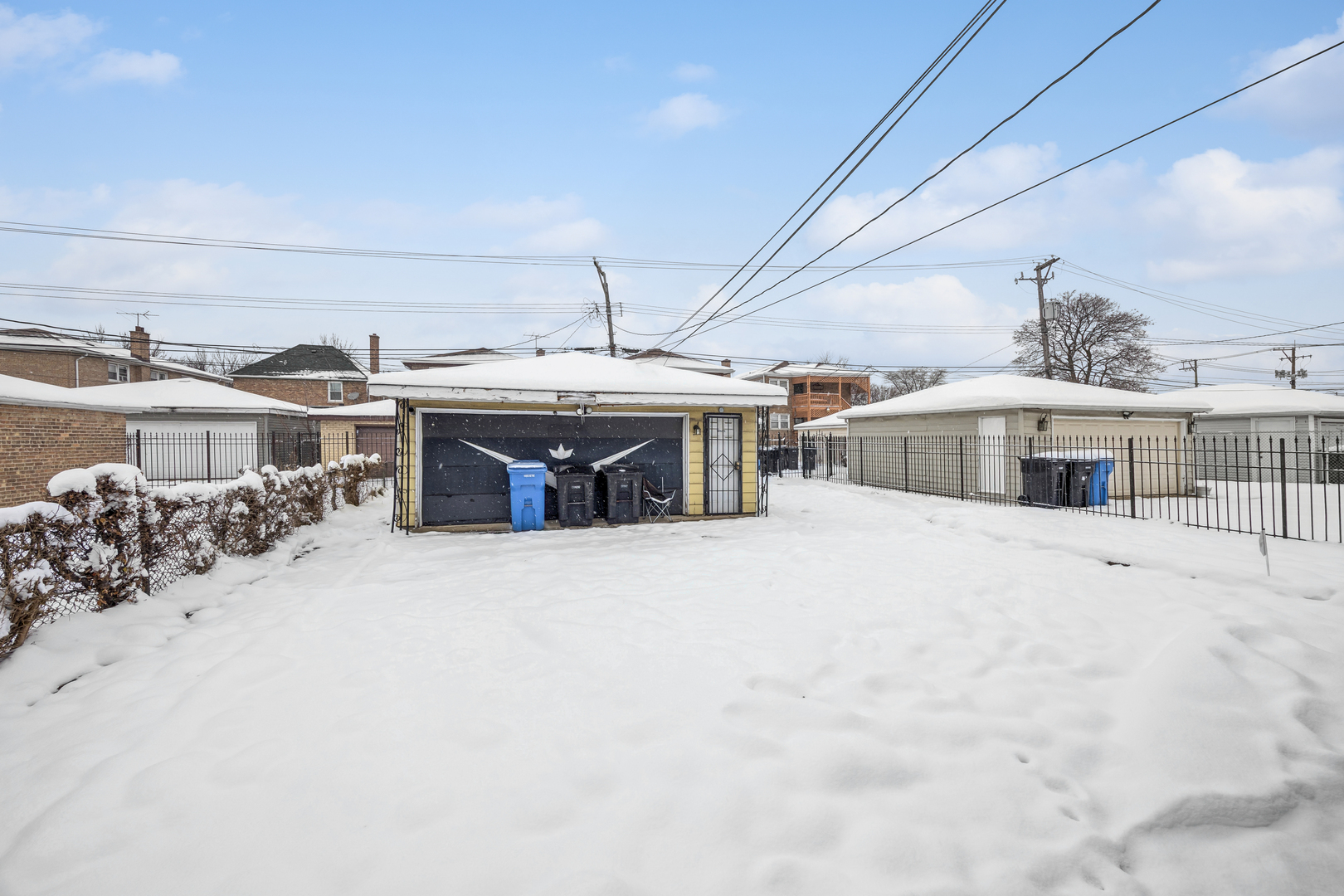 5240 West Gladys Avenue Chicago IL 60644