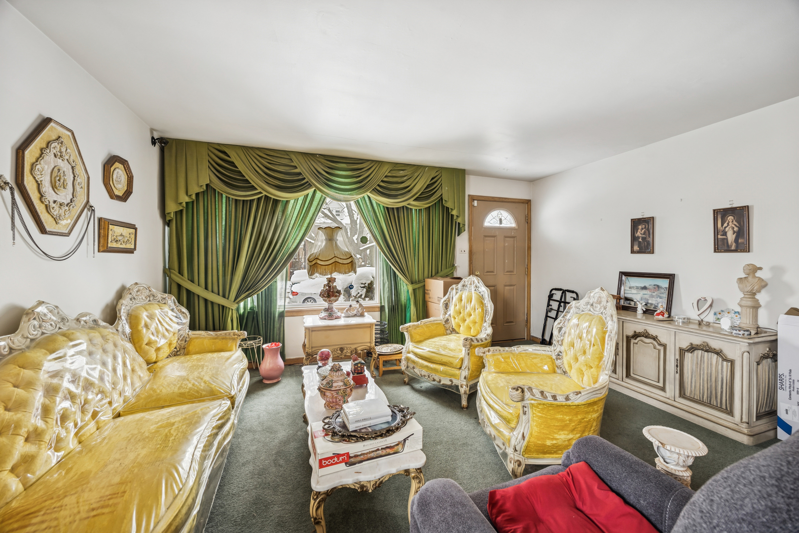 5240 West Gladys Avenue Chicago IL 60644