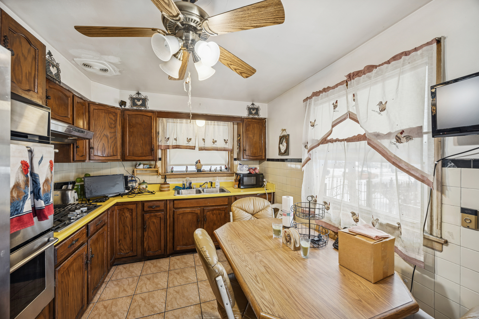 5240 West Gladys Avenue Chicago IL 60644