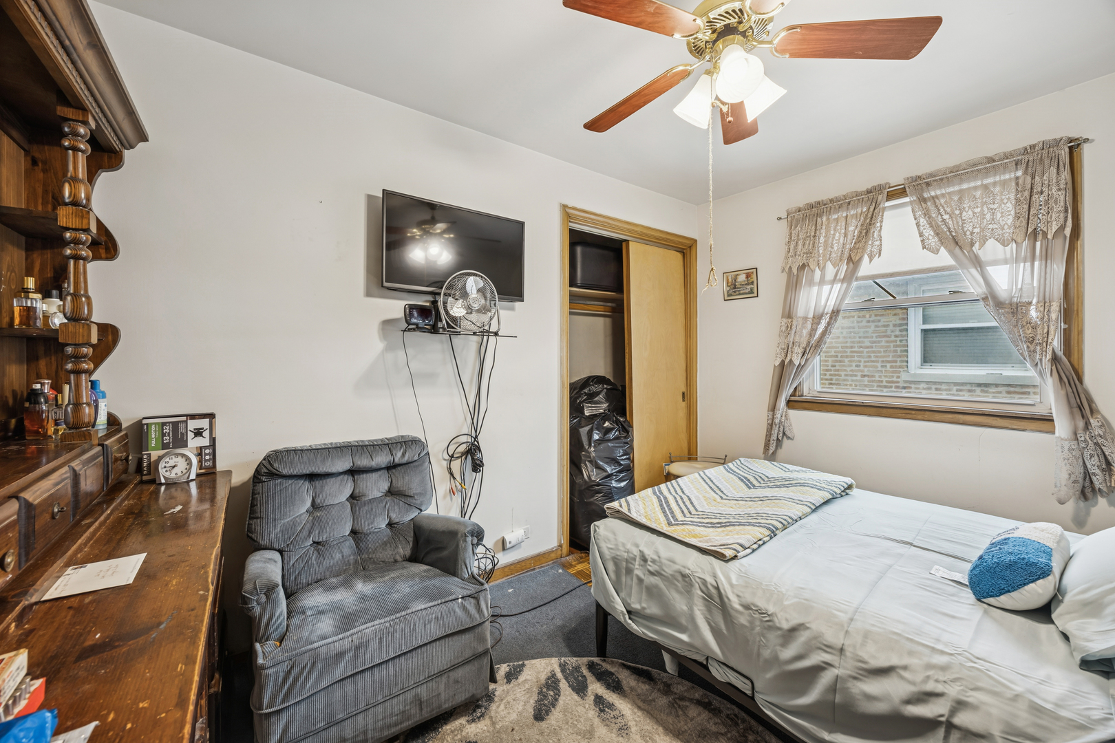 5240 West Gladys Avenue Chicago IL 60644