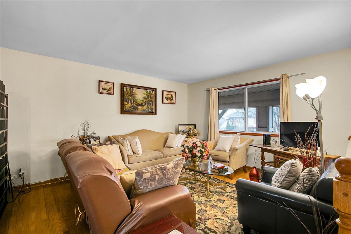 1156 Partridge Avenue Bolingbrook IL 60490