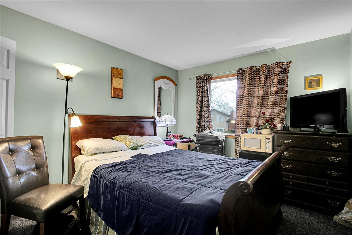 1156 Partridge Avenue Bolingbrook IL 60490