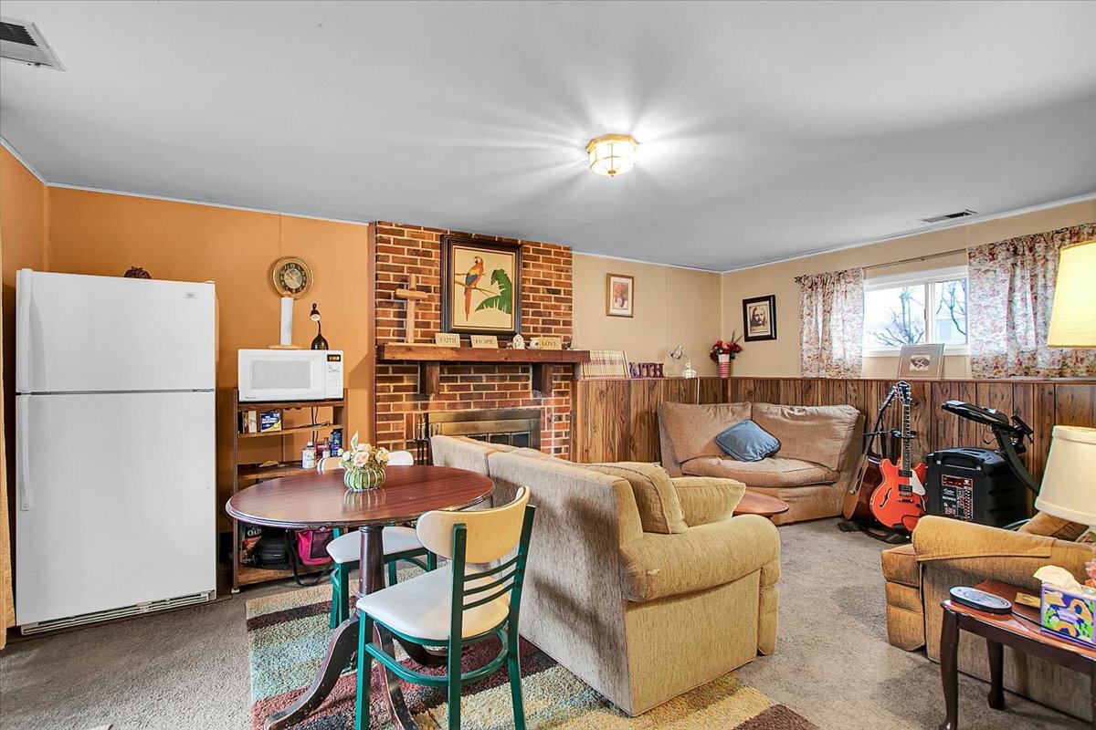 1156 Partridge Avenue Bolingbrook IL 60490