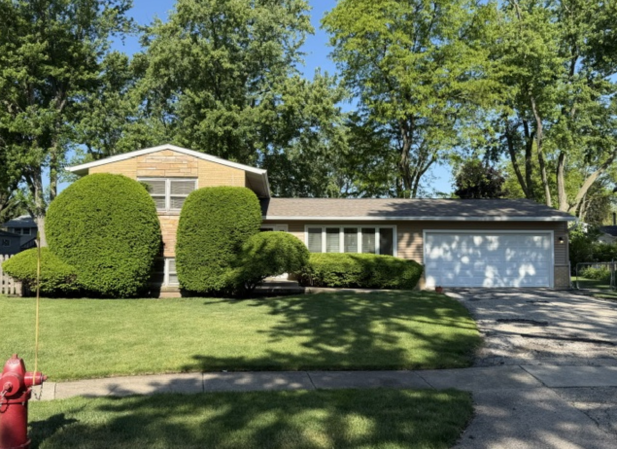 5 Mohawk Court Buffalo Grove IL 60089