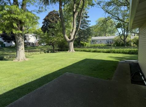 5 Mohawk Court Buffalo Grove IL 60089