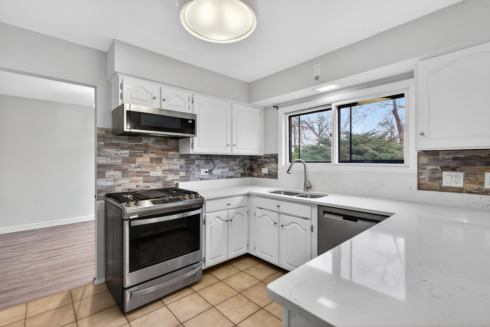 107 Chicory Court Rolling Meadows IL 60008