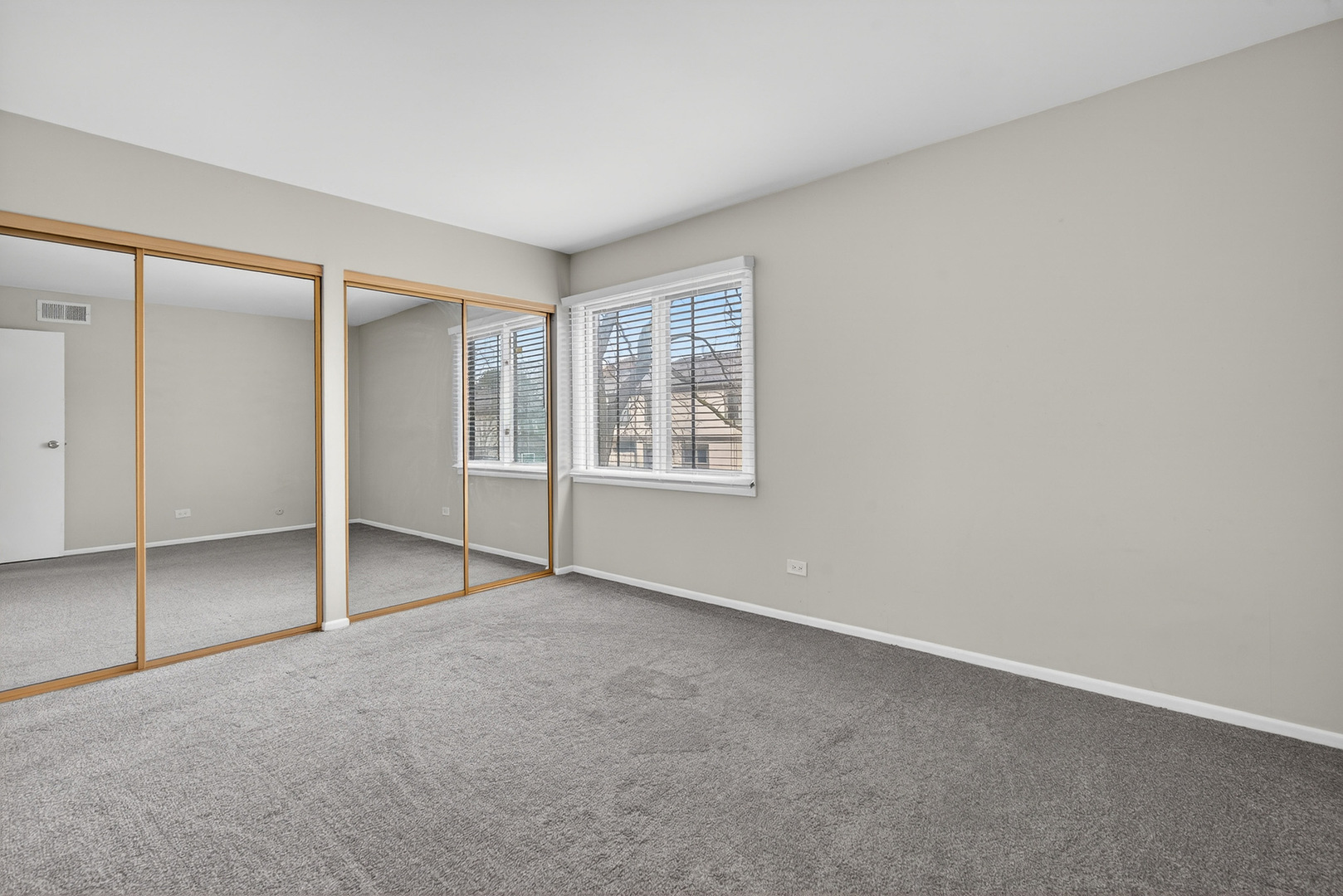 107 Chicory Court Rolling Meadows IL 60008