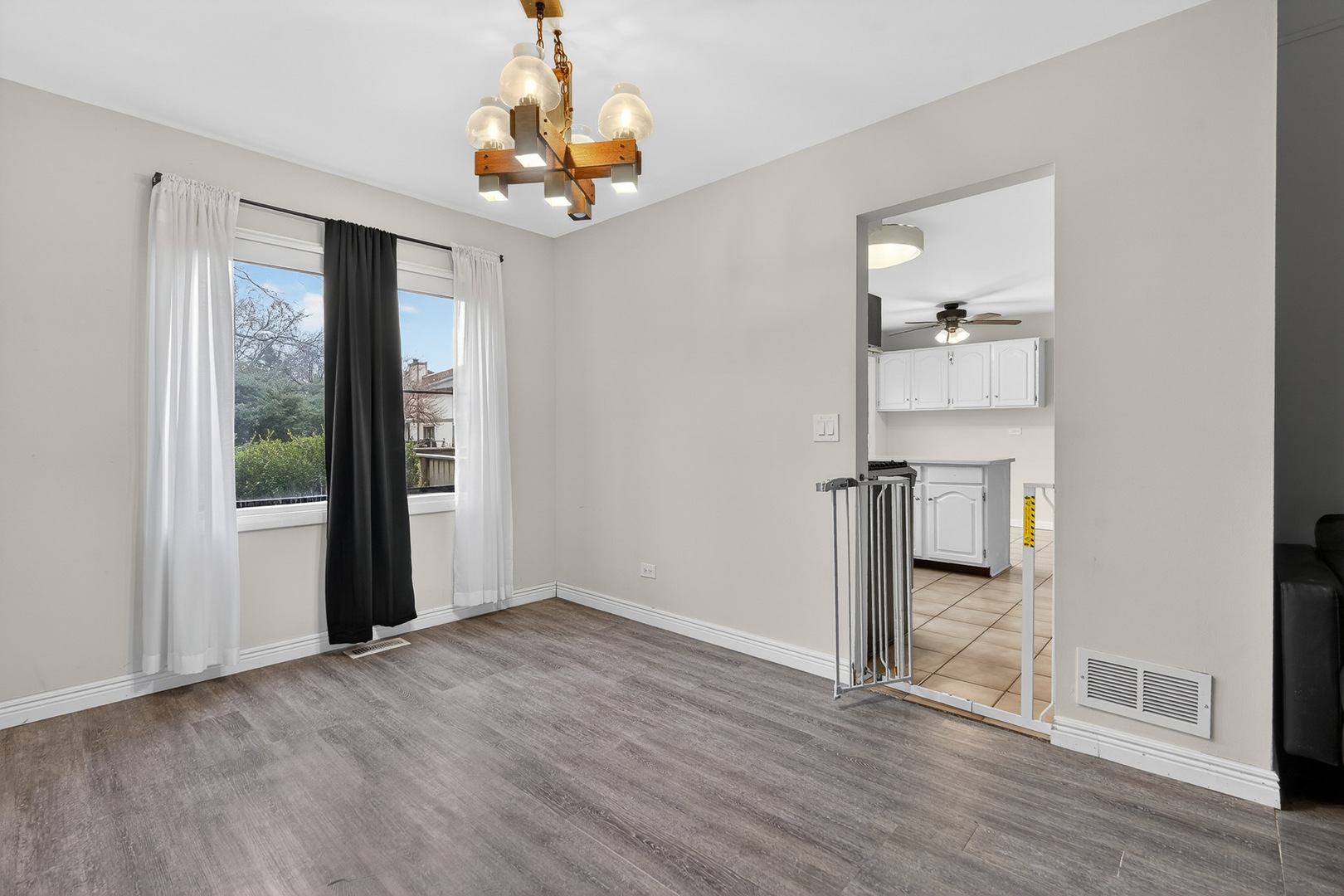 107 Chicory Court Rolling Meadows IL 60008