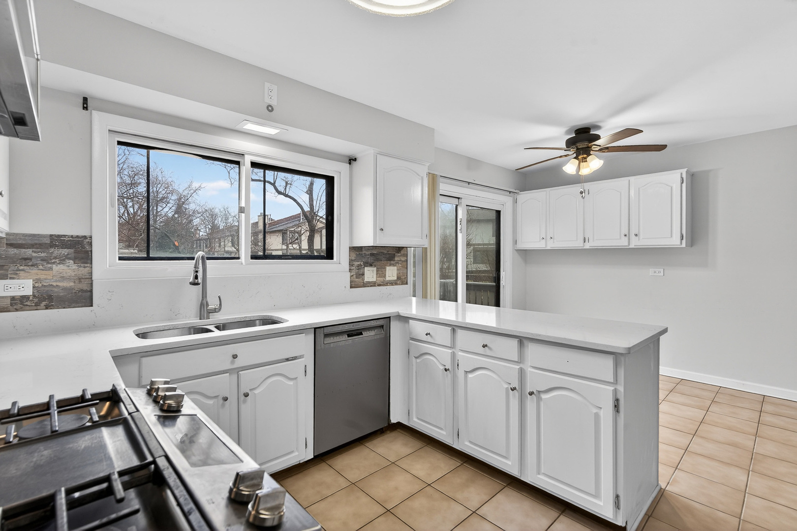107 Chicory Court Rolling Meadows IL 60008