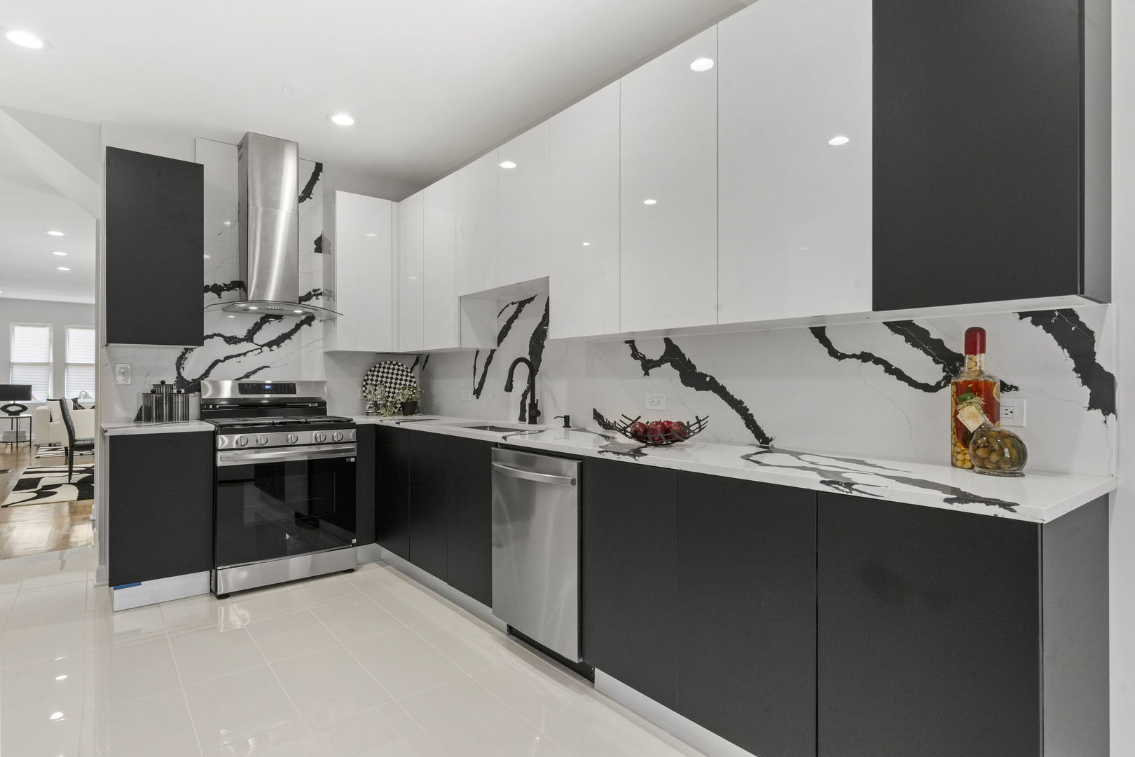 8746 South Wood Street Chicago IL 60620