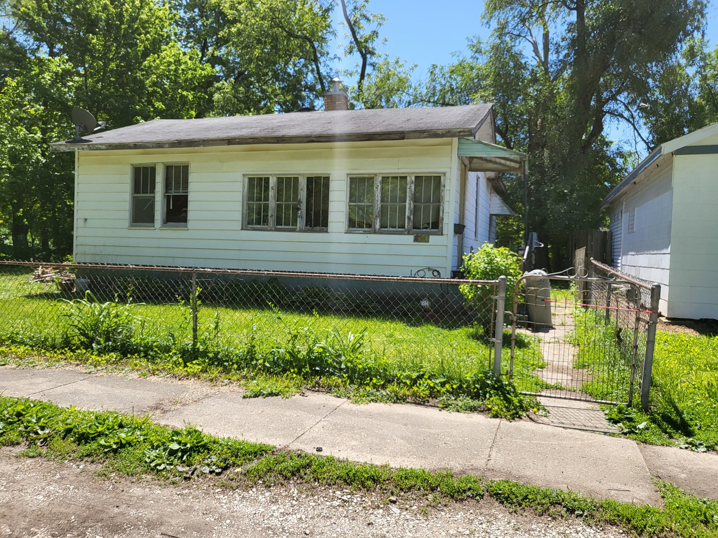 1700 East Glenn Avenue Springfield IL 62703
