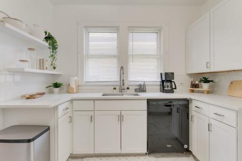 9836 South Drexel Avenue Chicago IL 60628