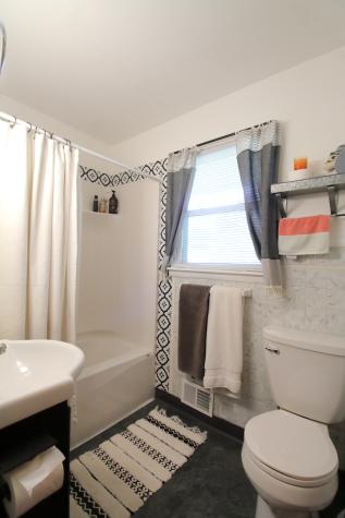 1112 Lexington Way Rockford IL 61108