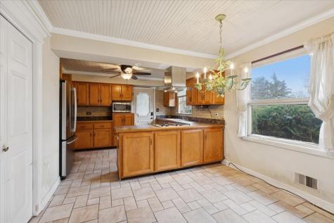 5440 South Edgewood Avenue La Grange Highlands IL 60525