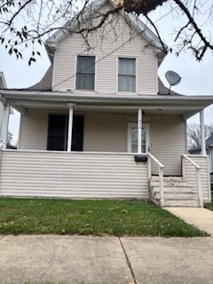 438 Spring Street Aurora IL 60505