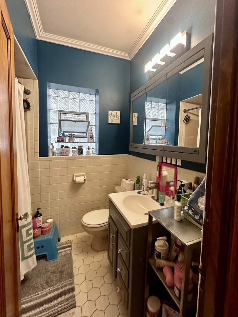3447 North Oak Park Avenue Chicago IL 60634