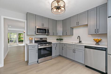 2013 Post Oak Place Schaumburg IL 60173