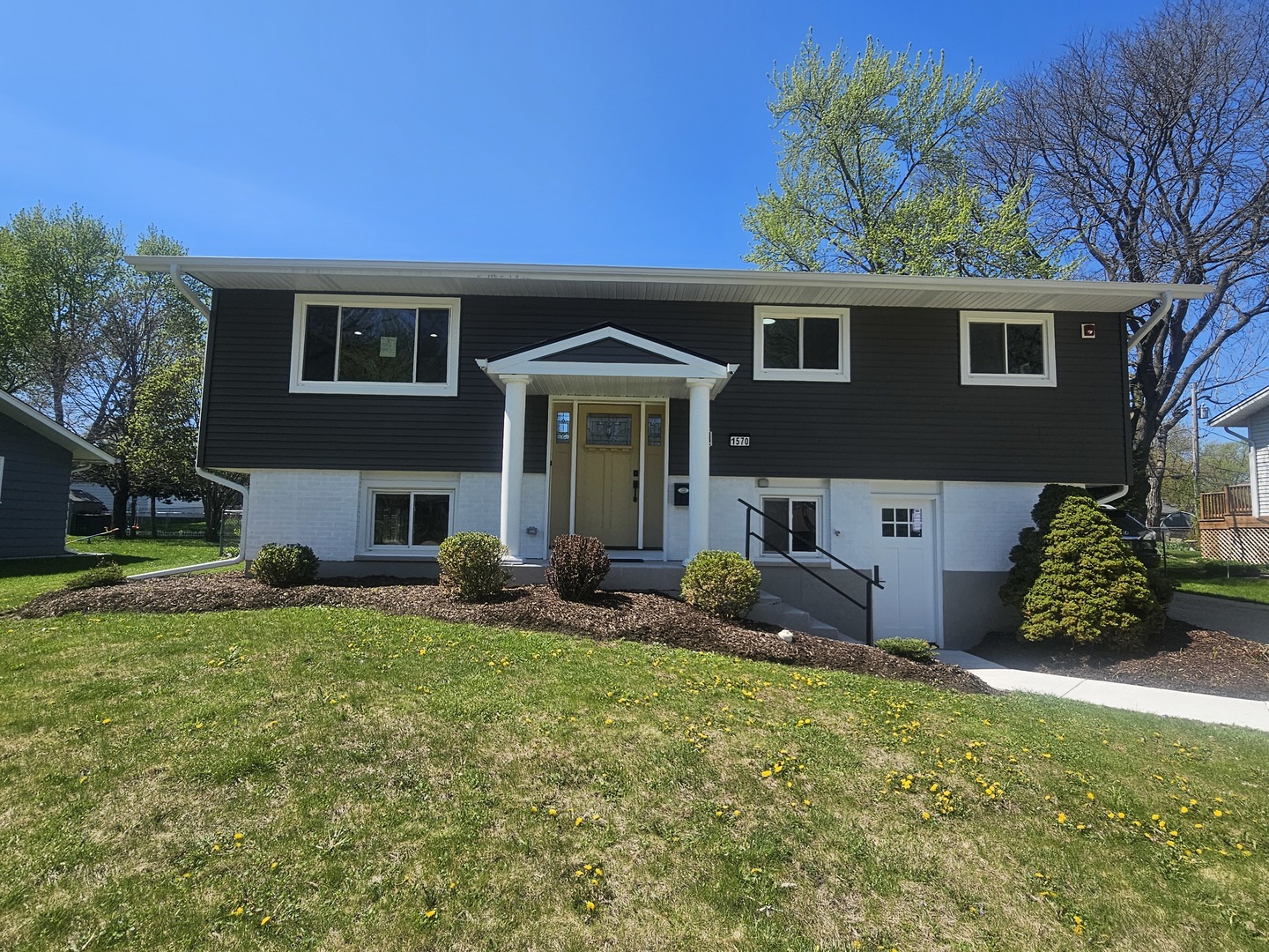 1570 Jefferson Road Hoffman Estates IL 60169