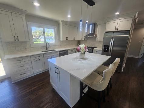 1570 Jefferson Road Hoffman Estates IL 60169