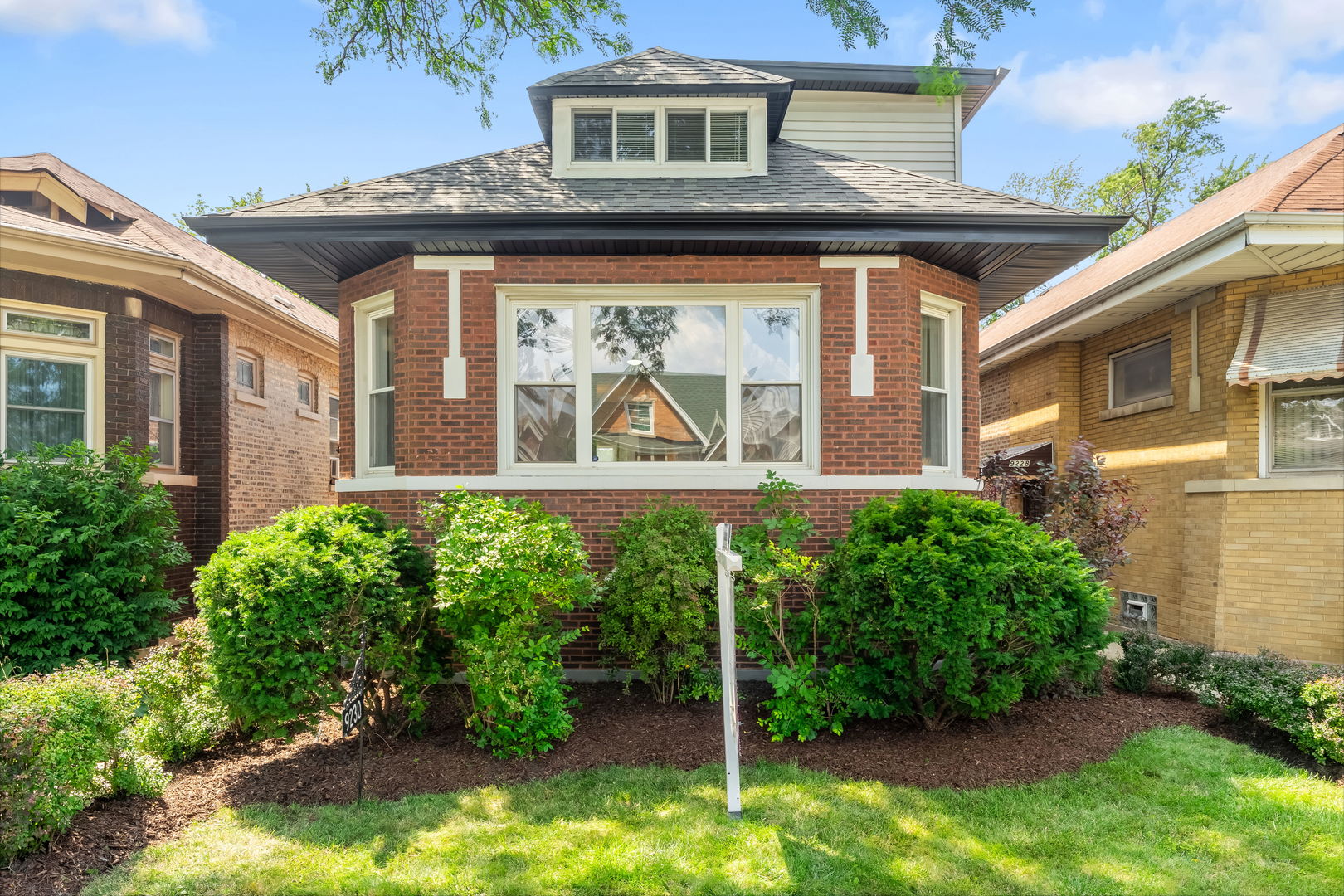 9230 South Elizabeth Street Chicago IL 60620