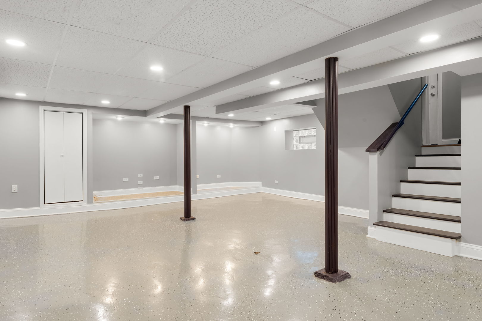 9230 South Elizabeth Street Chicago IL 60620