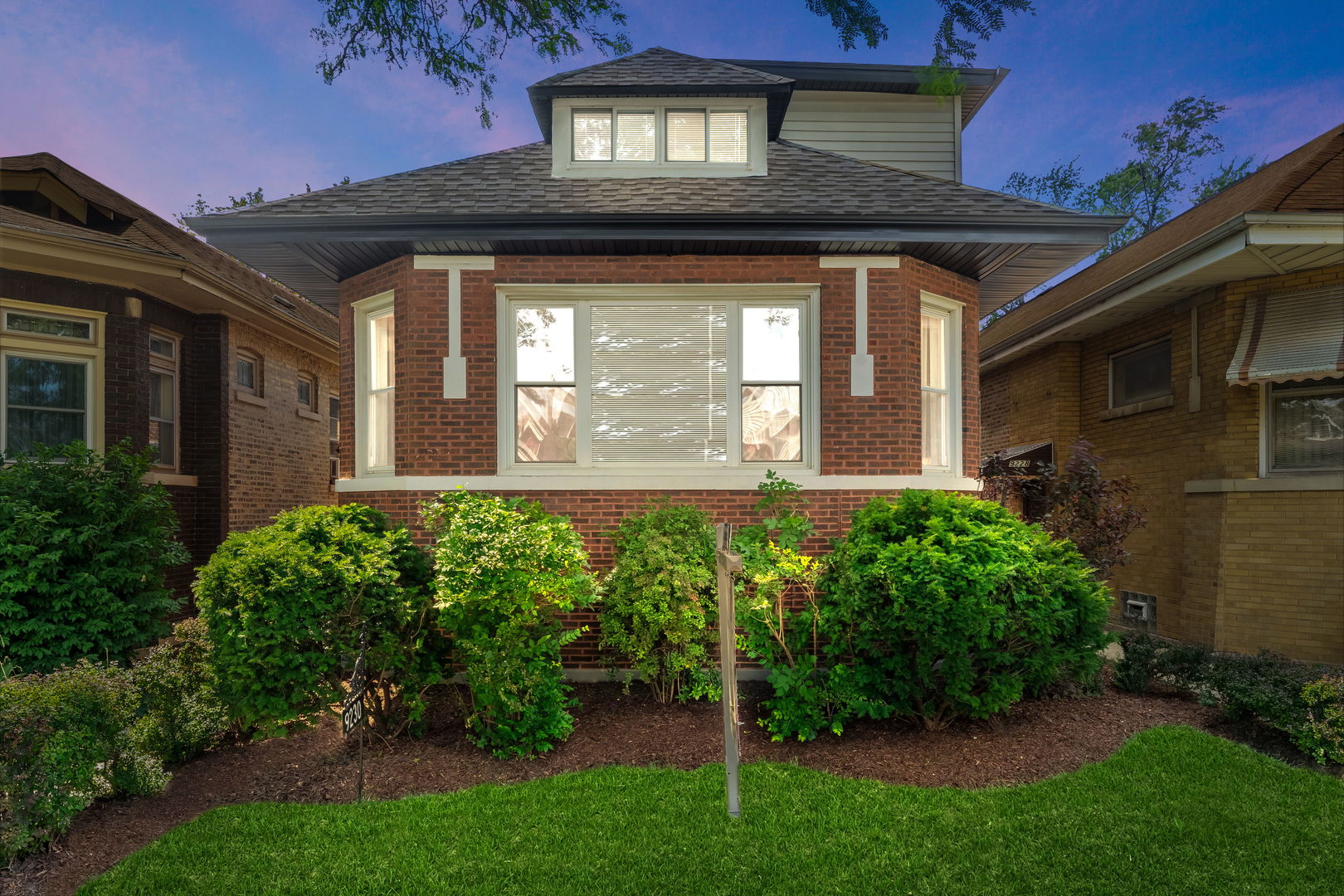 9230 South Elizabeth Street Chicago IL 60620