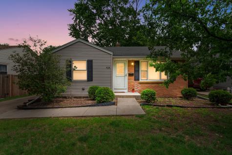 428 Ingleside Avenue Aurora IL 60506