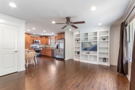 428 Ingleside Avenue Aurora IL 60506