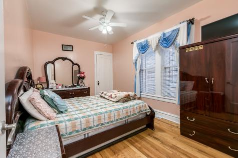 4958 North Keeler Avenue Chicago IL 60630