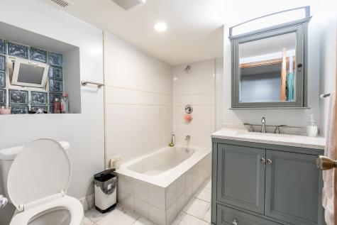 4958 North Keeler Avenue Chicago IL 60630