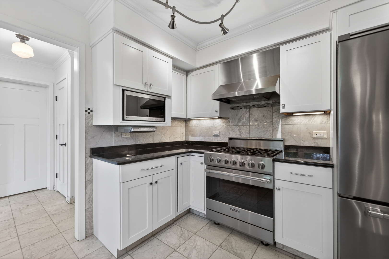 8517 Arizona Trail Willow Springs IL 60480