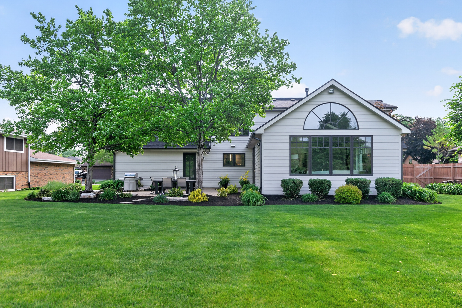 8517 Arizona Trail Willow Springs IL 60480