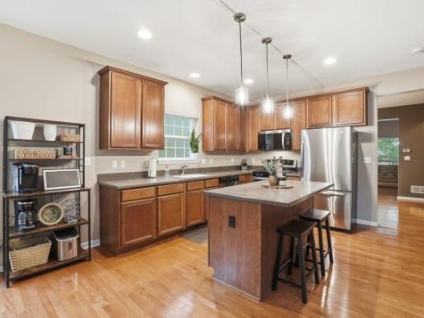 0N422 Taylor Drive Geneva IL 60134