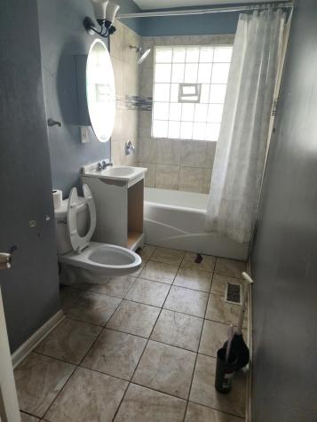 279 Chappel Avenue Calumet City IL 60409