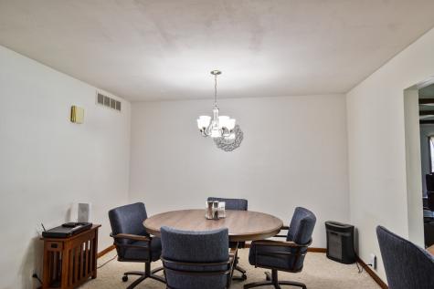 907 Illini Avenue Pontiac IL 61764