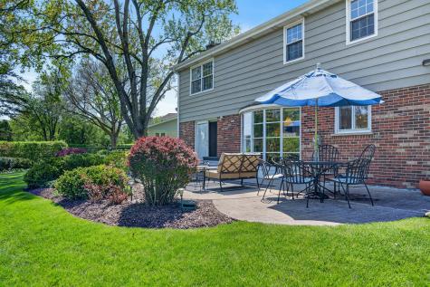 4019 Crestwood Drive Northbrook IL 60062