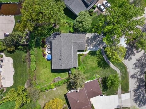 4019 Crestwood Drive Northbrook IL 60062
