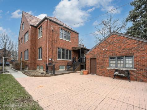 10337 South Hamilton Avenue Chicago IL 60643