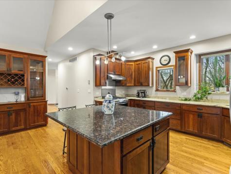 24-114 Lake Carroll Boulevard Lanark IL 61046