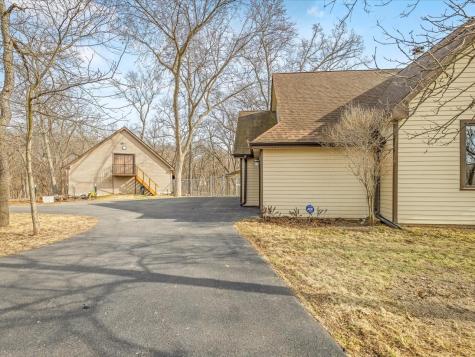 24-114 Lake Carroll Boulevard Lanark IL 61046