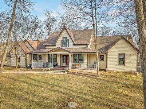 24-114 Lake Carroll Boulevard Lanark IL 61046
