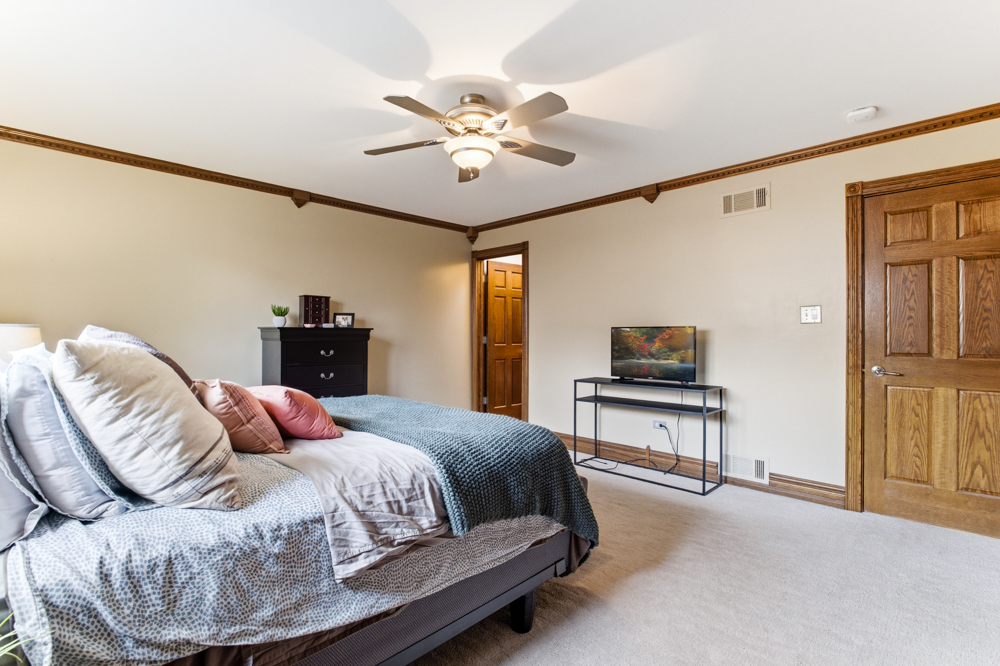 8144 Elizabeth Avenue Orland Park IL 60462