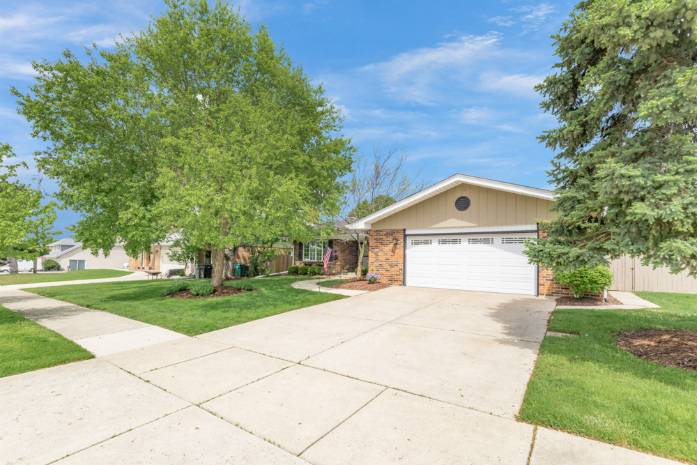 8144 Elizabeth Avenue Orland Park IL 60462