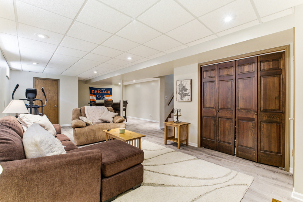 8144 Elizabeth Avenue Orland Park IL 60462