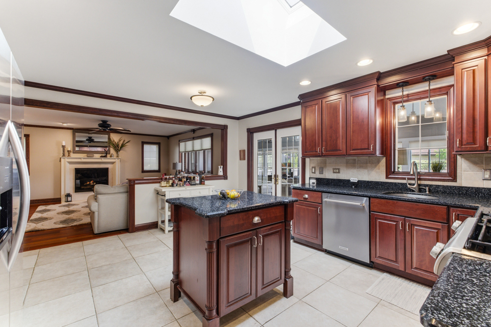 8144 Elizabeth Avenue Orland Park IL 60462