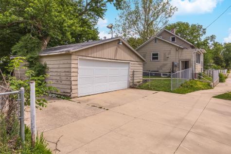 107 South Morris Avenue Bloomington IL 61701