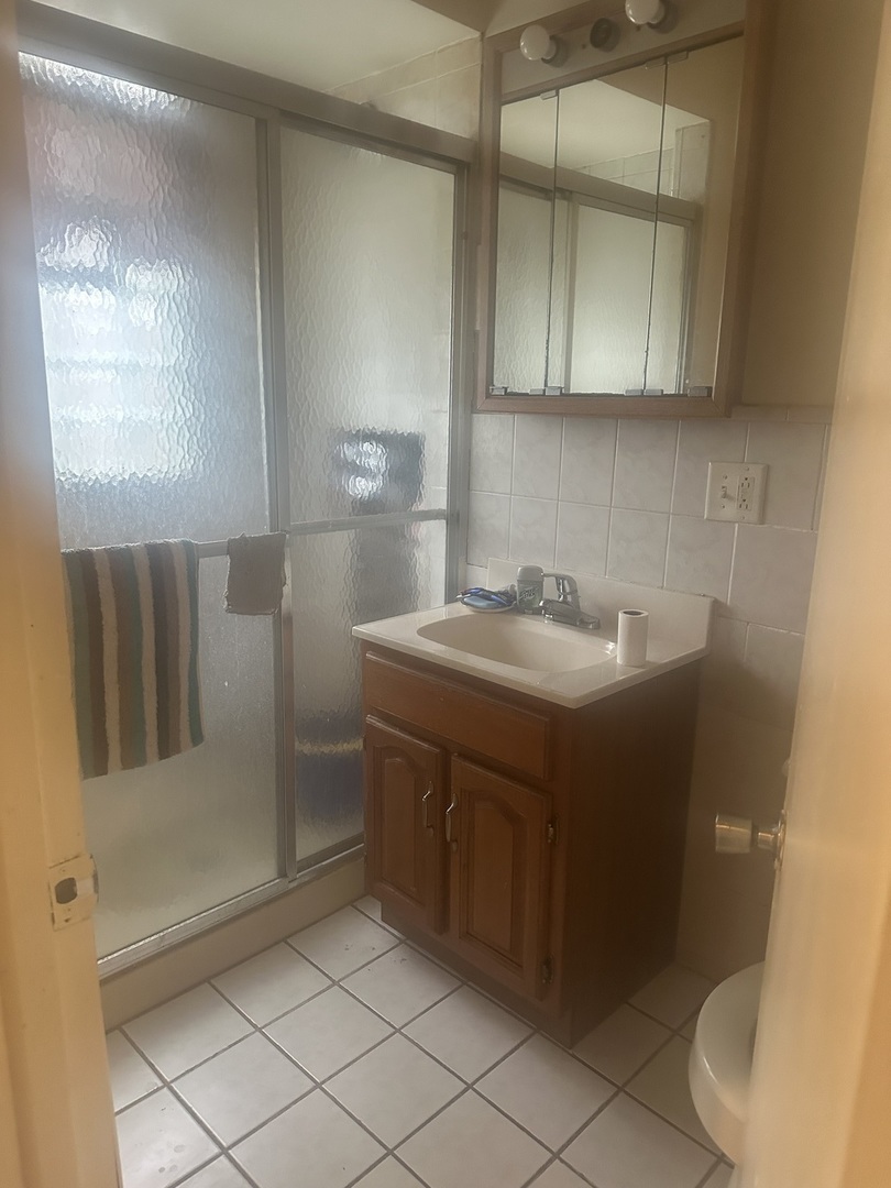 11722 South Parnell Avenue Chicago IL 60628