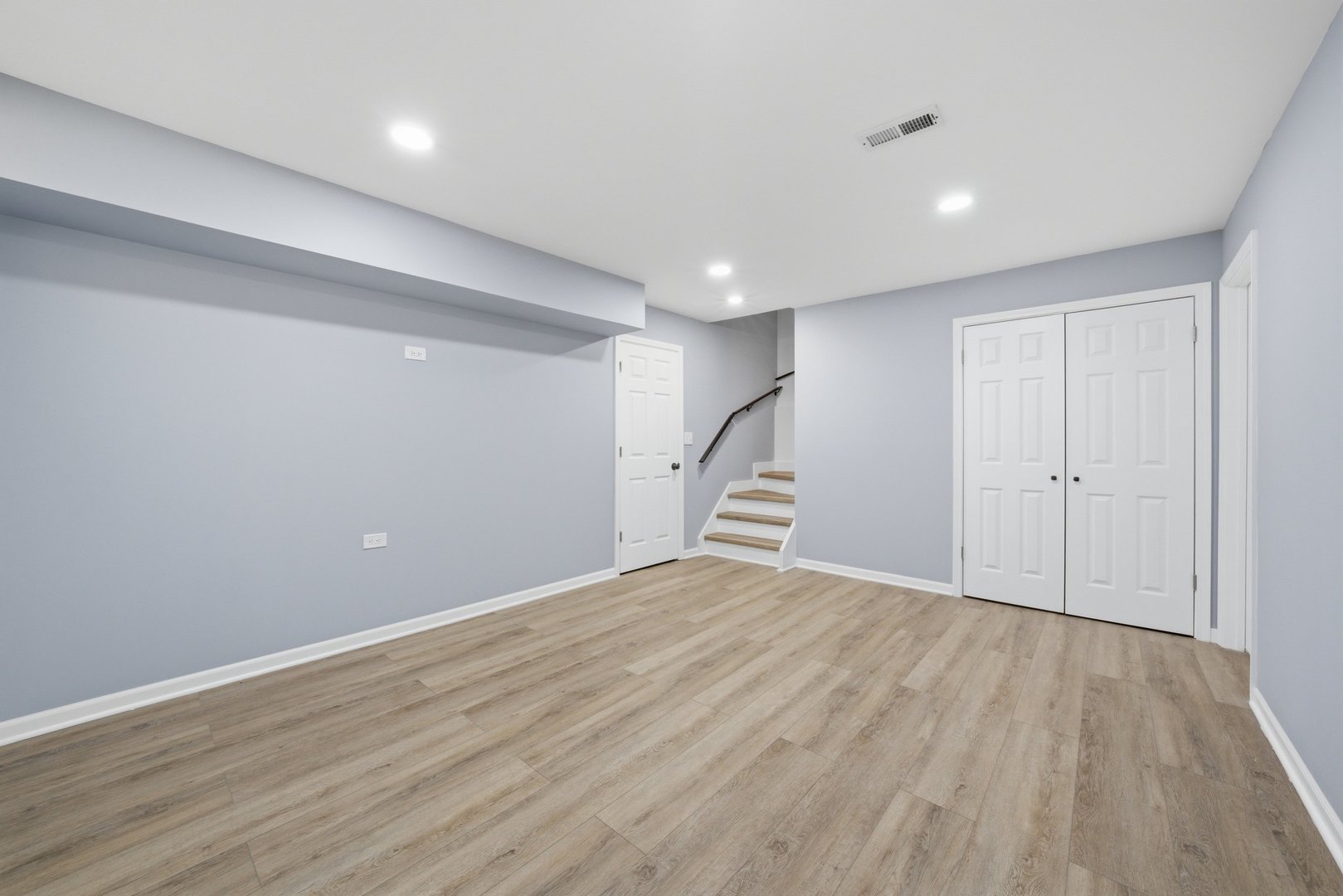9004 South Indiana Avenue Chicago IL 60619