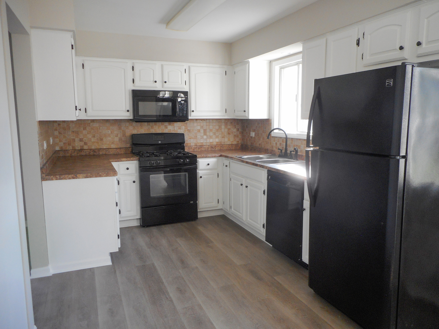 1318 Antigo Trail Carol Stream IL 60188